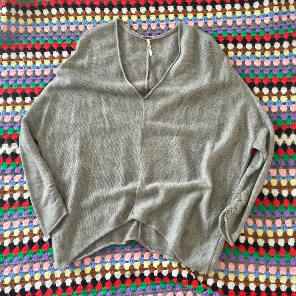 Free People v neck lightweight sweater
